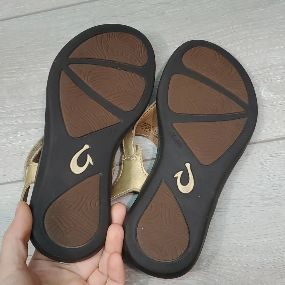 Olukai Eheu Girls Outdoor Thong Leather Ankle Strap Sandals Flats shoes sz G1